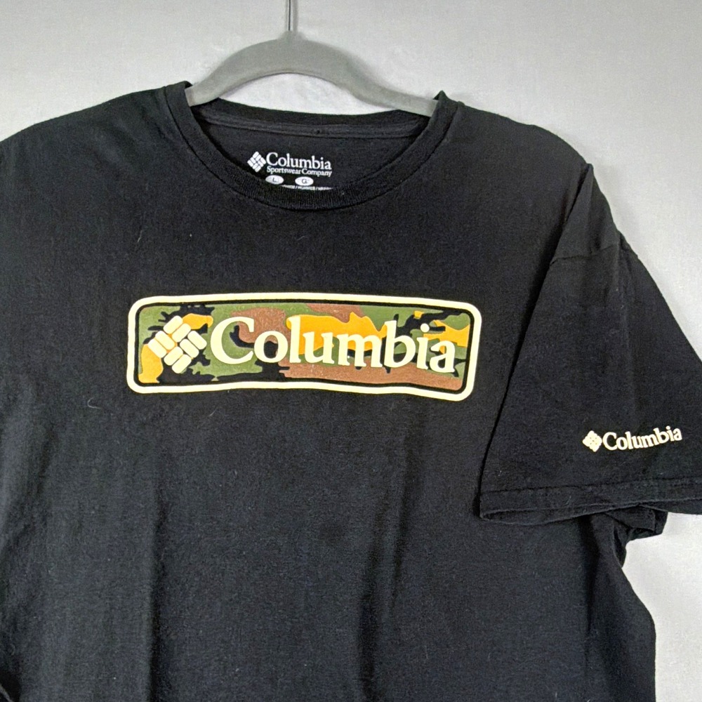 Columbia black graphic camo logo tee, short sleeve crewneck, men's large
